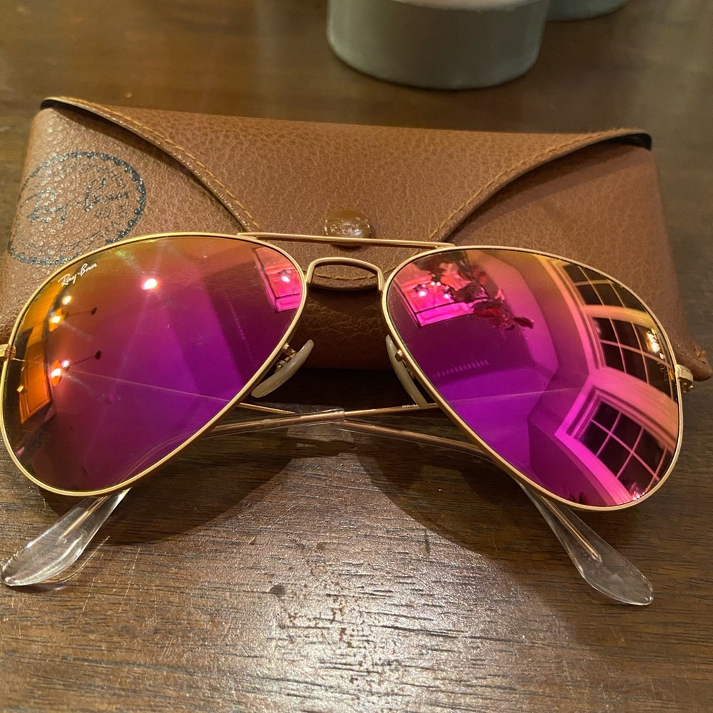 Ray Ban Aviator Flash Lense Gold Cyclamen Flash